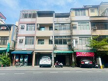 瑞隆商圈正街上知名岡山羊肉金店出售