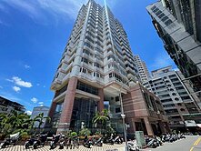 降價誠售 鼎山家樂福II三面採光II景觀輕軌大四房