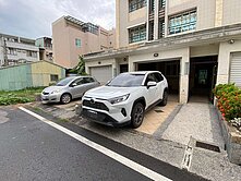 萬丹輕屋齡百萬裝潢雙車別墅｜1380萬❤️