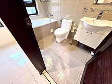 國際湯城高樓層景觀三房車大中島廚房雙衛浴開窗