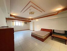 市中心大坪數陽台溫馨套房～車位～勇氣小姐！