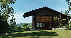 在夕陽下喝一口風景，走進樸山村，走進江文淵的自然詩