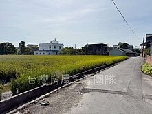 專任🔥草屯交流道旁三面臨路農地🔥