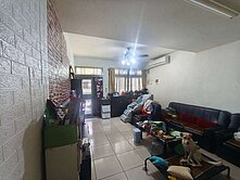 烏日市區麥當勞門大地坪前停車孝親透天