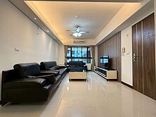 樂福🩷中興商圈震後美三房車位