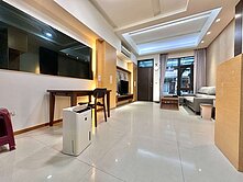 ✬南屯震後宅【鄉林綠世界花園別墅】前院停車