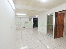 中華商圈麥當勞近平實3房+平車  仁德歸仁土地 