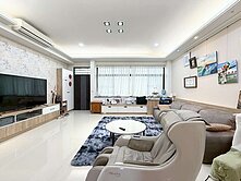 住商小高｜絕佳質感．輕齡現代美學雙車別墅