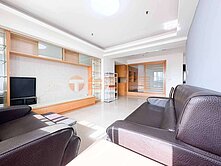 鼎山家樂福輕軌站🌈次頂樓🪟雙衛開窗🎀正三房