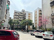 ✨小書僮✨專任一中商圈五套收租金雞母