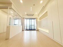 九份子極致白2+1房雙平車