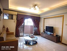 東區機能最棒三房+平車,出價可談