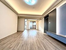 北屯大買家、一點利市場全新整理四房平車