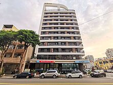 武廟商圈｜10米大面寬｜臻好挑高金店面附雙平車