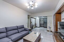 鳳甲近明星學區｜ 京城熱帶嶼美三房大平車