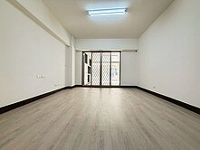 過埤國小旁*奔馳三星*邊間*三房平車