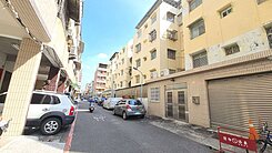 陽明商圈/正義車站/稀有低總價一樓公寓