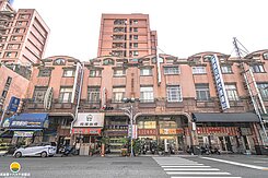 ★緊鄰百億高雄車站新地標｜自立一路上傳家鑫透店