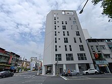 亞洲新灣區漢神商圈三角窗電梯店面