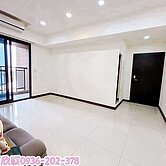 中路史丹佛📢校園首排三房車🍍雙陽台雙衛開窗