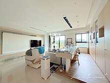 【冠軍小嘎🏆】微笑陽光裝潢3+1房車✨