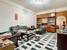 近湖美武聖夜市鬧中取靜活巷RC車庫透天