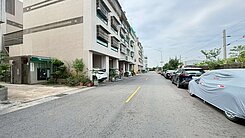 後庄國小｜火車站｜孝親房車墅