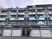 ｛余育賢｝鳳頂特區〃臨路車庫透天〃正四樓❤地22坪