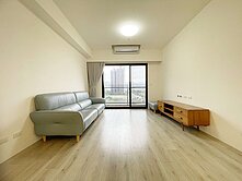 小潘潘~登陽春賞大三房平車視野戶