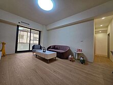 美術館生活圈*室內有34坪*三房平車*每坪28萬