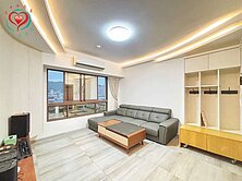 中華路商圈‼️凱悅首席尊榮2+1房💫同心圓泓毅