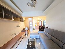 泰山漂亮海德堡附車位-住商張一善