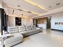 左營商圈｜高鐵特區協勝發｜3房大空間｜雙衛開窗平車