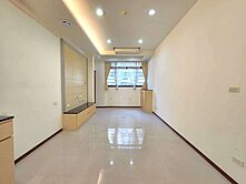 五股區🍎九揚傑仕堡三房車