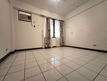 超低總價透天🔥  前院大車庫 臨8米路 鄰近公園