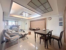 獨家低於實登★西區河畔首排★高樓視野大三房平車