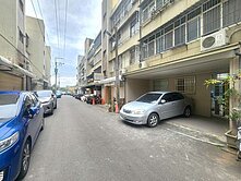 大肚自強市場首排一樓寓｜七米五大面寬雙車前院好規劃