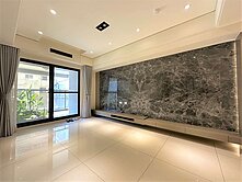 愛河文雄苑💛超漂亮裝潢低樓層三房平移車位