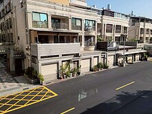 鳳山中正預校特區 稀有臨路精品雙車位透天車墅