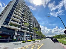 陳曉葳♥銳揚新世代鳳翔學區2房2衛大平車