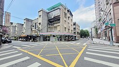 AA055信義計劃區邊間美寓【中信房屋張翔喆】