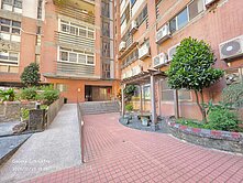 五期熱門學區宅🎉次頂樓視野三房＋車位