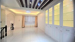 電梯別墅雙車位  溫馨裝潢即可遷入(甲工)