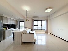 近平實｜成大｜樹梢明亮三房平車