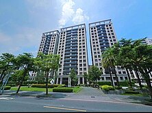 華鳳特區漂亮屋況邊間三房+平車大樓