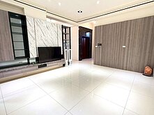 潮州公園全新大面寬電梯透天車墅