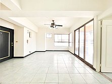 中華國小旁『左右逢源』社區3房平車露台戶