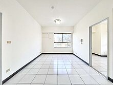 中華國小旁『左右逢源社區』3房車位