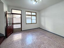 1127-1◆(專任)東區典雅高挑美透天◆