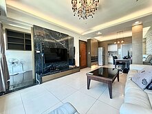 前鎮區｜瑞隆商圈｜高樓邊間4房平車｜雙衛浴開窗